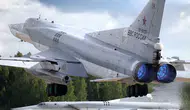 Rusya'da Stratejik Bombardıman Uçağı Düştü