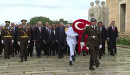 Cumhurbaşkanı Erdoğan Anıtkabir'i Ziyaret Etti