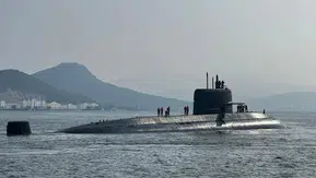 Pakistan Donanmasının Yeni Nesil Denizaltısı Hangor, Karaçiye Ulaştı