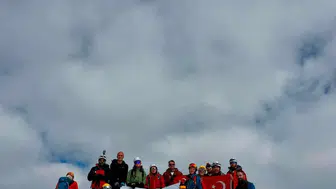 TUSAŞ Dağcılık Ekibi Zirvede