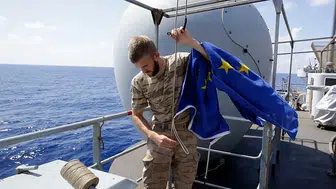 AB, Deniz Savunma Yatırımlarını Artırıyor