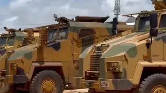 Somali Ordusu Yeni Askere Teçhizatlarını Aldı