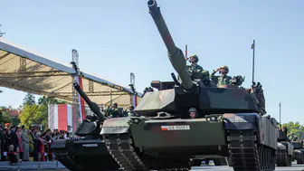 Yeni tank sevkiyatı Polonya’ya ulaştı