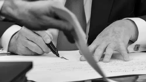 Pentagon'da Diğer İşlem Yetkisine Tepki