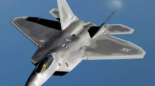 F-22 Üzerinden İnsansız Kontrol Testi Başarıyla Gerçekleşti
