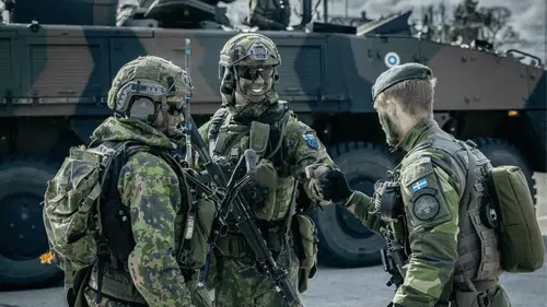 İsveç'ten Finlandiya'ya Destek Adımı