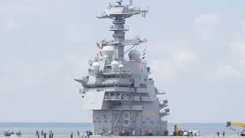USS John F. Kennedy Uçak Gemisinde Yeni Radar