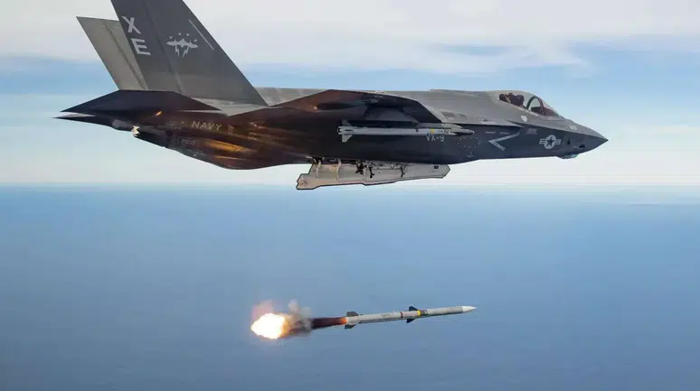 Yunanistan F-35'lere İnsansız Hava Araçları Ekliyor